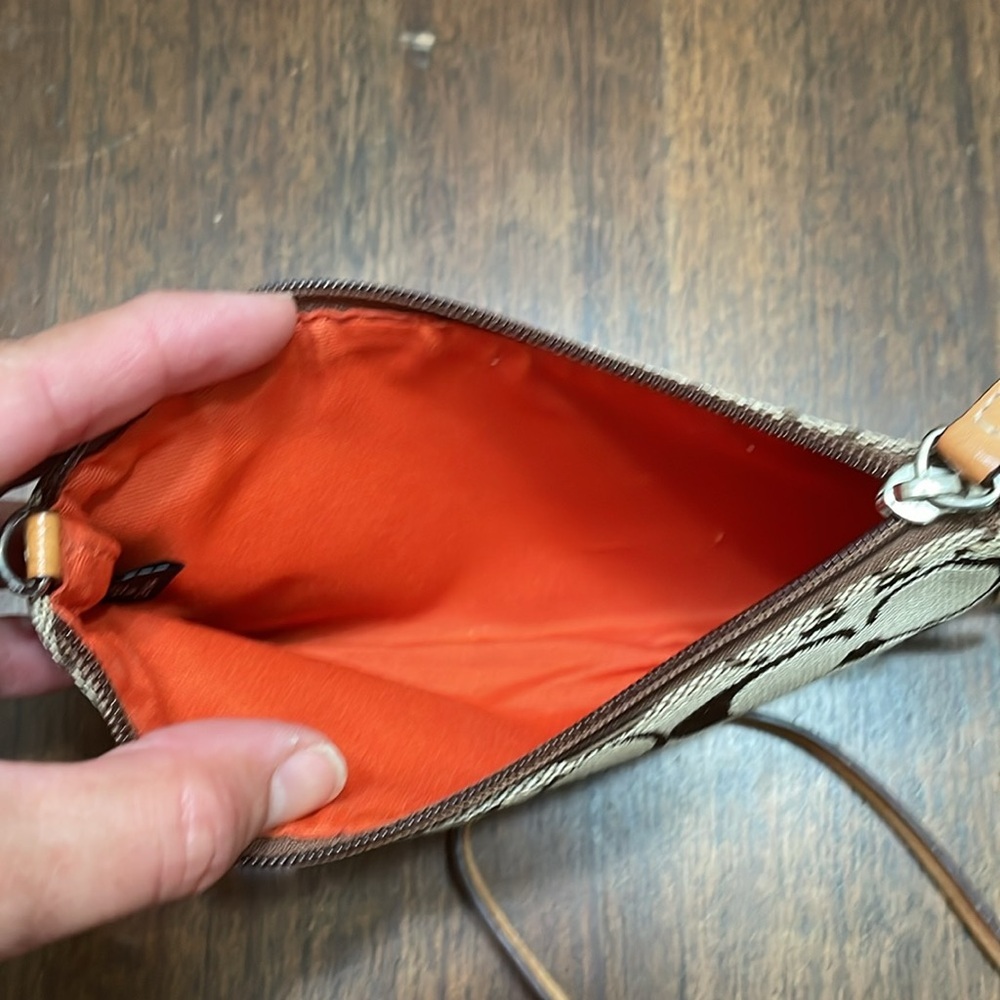 Coach Signature Brown wristlet shoulder bag - Picture 8 of 9